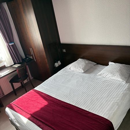 Cottage Logis Hotel - Restaurant Дюделанж Экстерьер фото