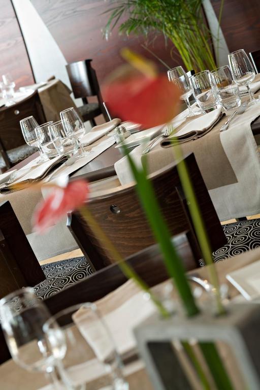 Cottage Logis Hotel - Restaurant Дюделанж Экстерьер фото